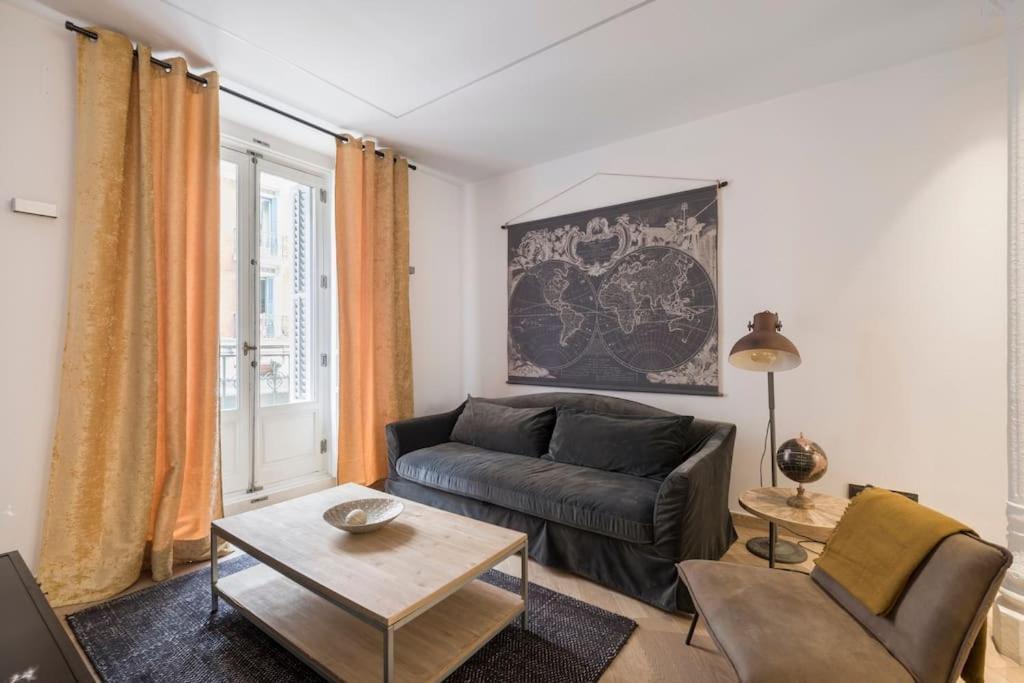 Lujoso Apartamento Cerca De Plaza Mayor Madrid Luaran gambar